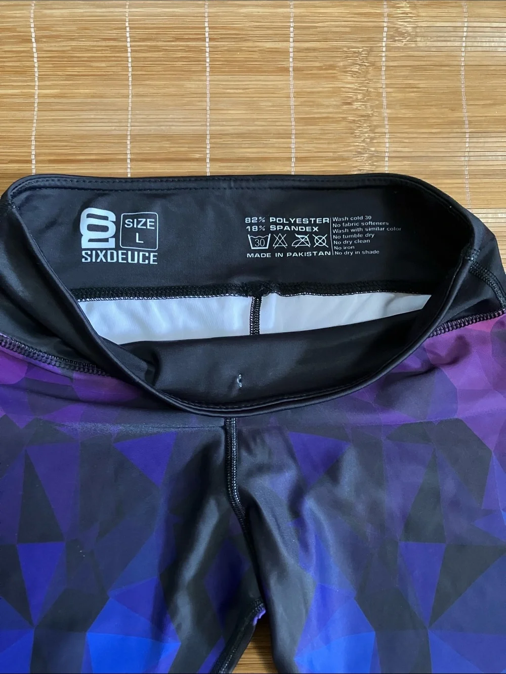 Six Deuce Oceana Leggings Size L - Picture 3 of 4